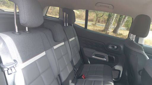 Citroen C5 Aircross 1.5 BlueHDi 130 EAT8 - Business + – 2019 – 147805 km – Diesel – Boîte Automatique — photo 28