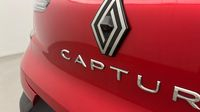 Renault Captur 1.6 E-Tech full hybrid 145ch Evolution — photo 31