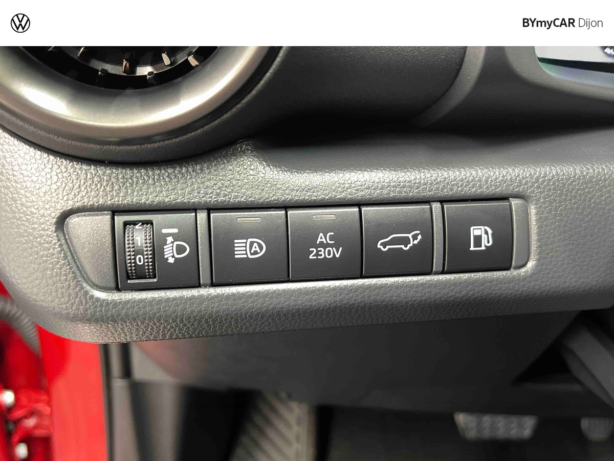 Toyota C-HR Hybride Rechargeable 225 — photo 18