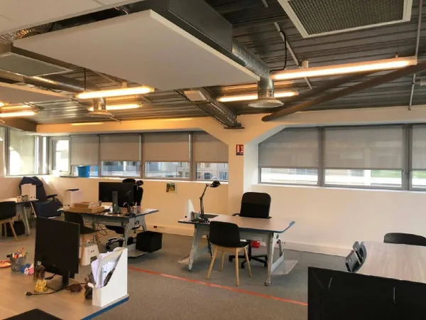 Bureaux 381 m²