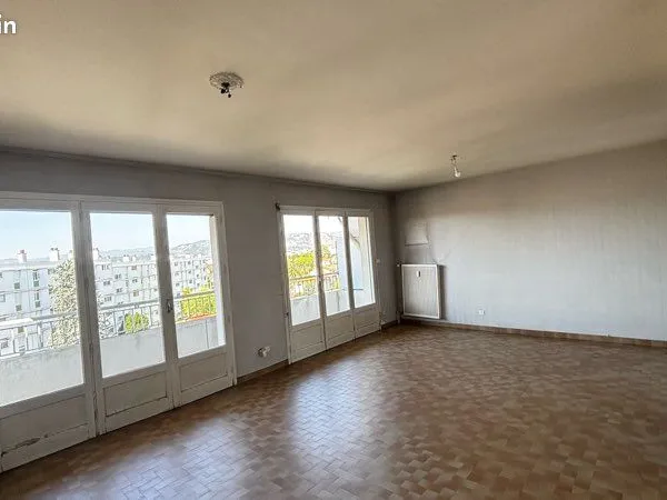 À VENDRE - Appartement 80 m²- 5e étage - Résidence calme avec ascenseur - Quartier Grand Charran / P