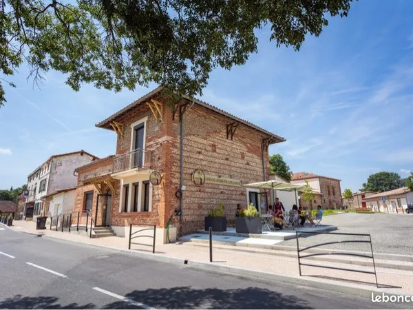 À vendre fonds de commerce cave à vin et restauration - Vacquiers 31340