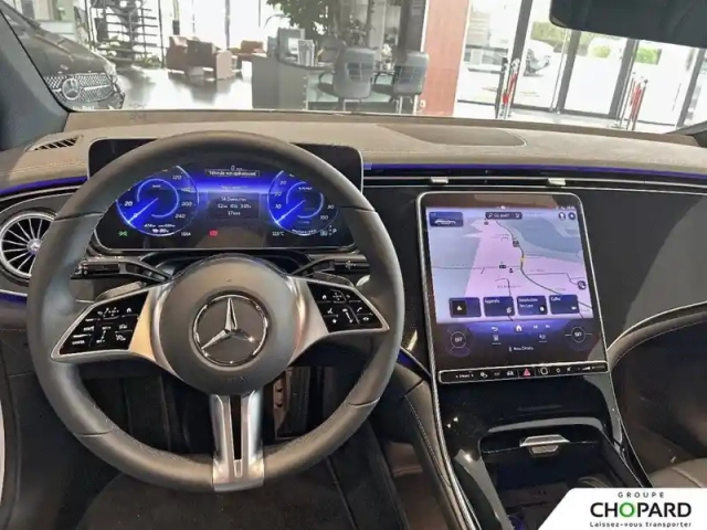 Mercedes Eqe 300 — photo 72