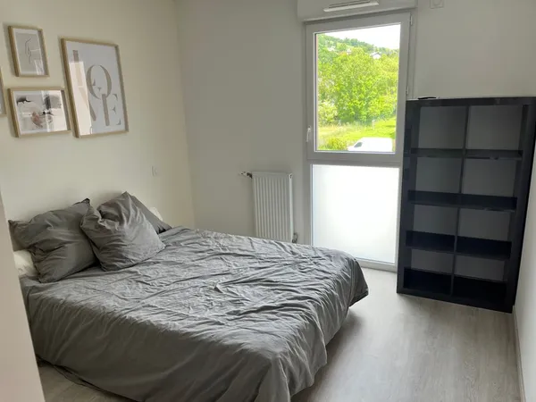 Chambre de 12m2 à louer sur Bassens