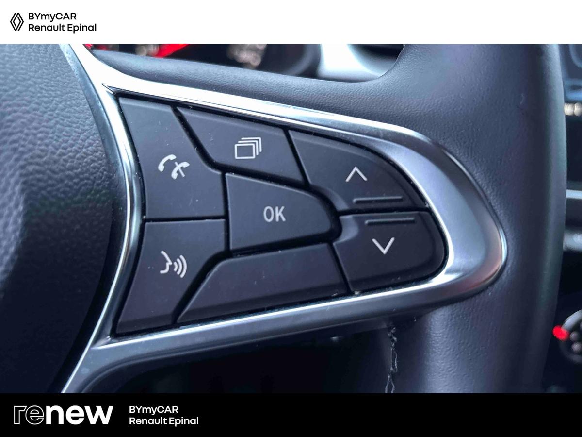 Renault Captur TCe 90 — photo 19
