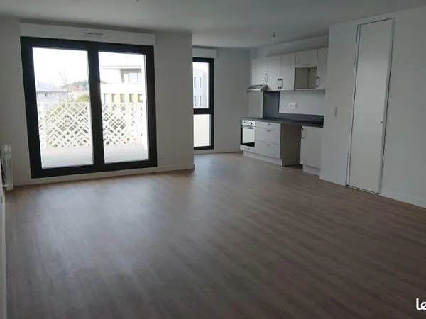 A louer saint-malo - quartier parame - appartement de type t4 recent
