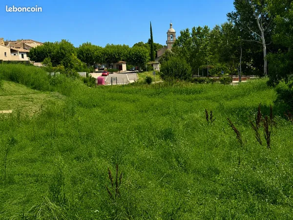 Terrain 338 m² La Rivière