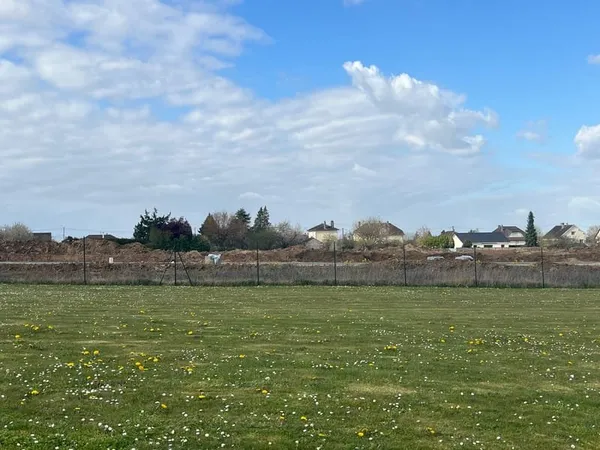 "Terrain à Buchères 709 m² à 81 535 € - Idéal pour votre futur projet de construction"