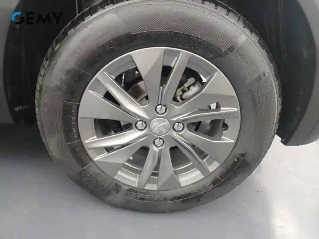 Peugeot 2008 puretech 130 s&amp;s eat8 — photo 11