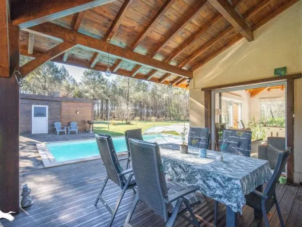 Contemporaine de 5 pièces principales