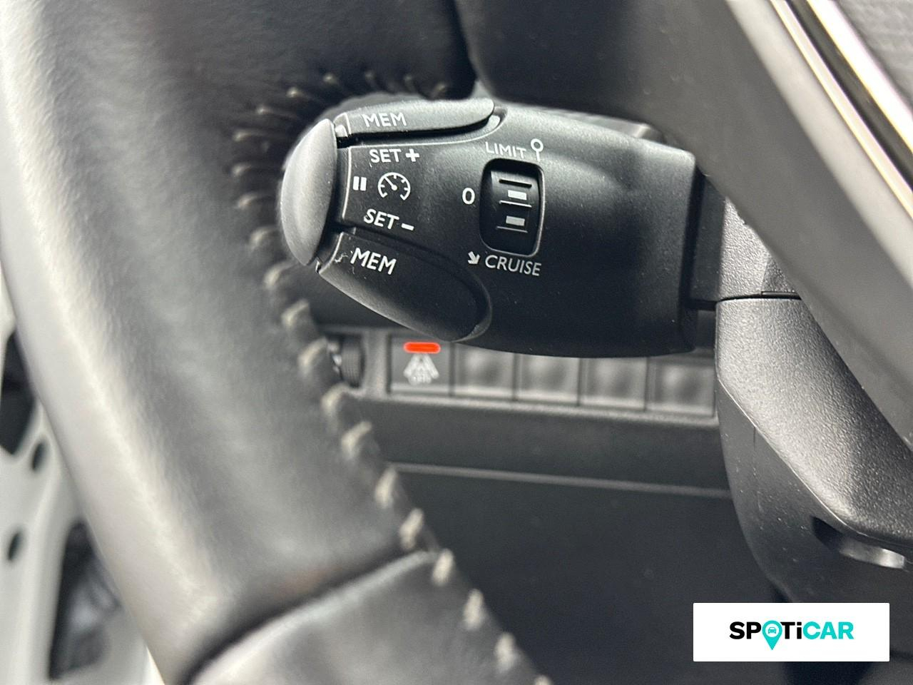 Peugeot 208 1.2 puretech 75ch s&s active — photo 18