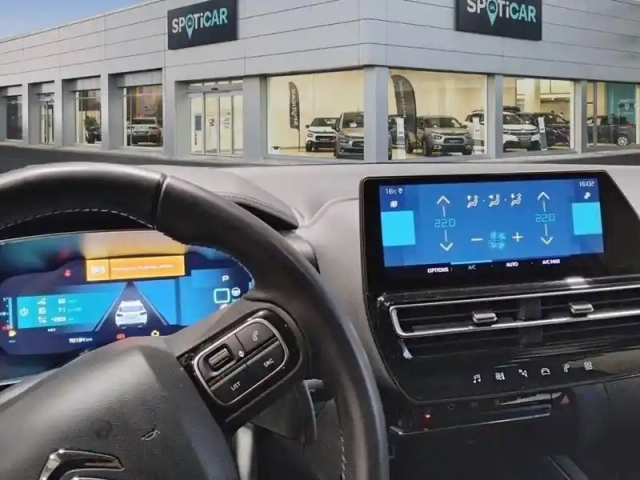 Citroën C5 Aircross hybride rechargeable 225 e-eat8 shine — photo 10