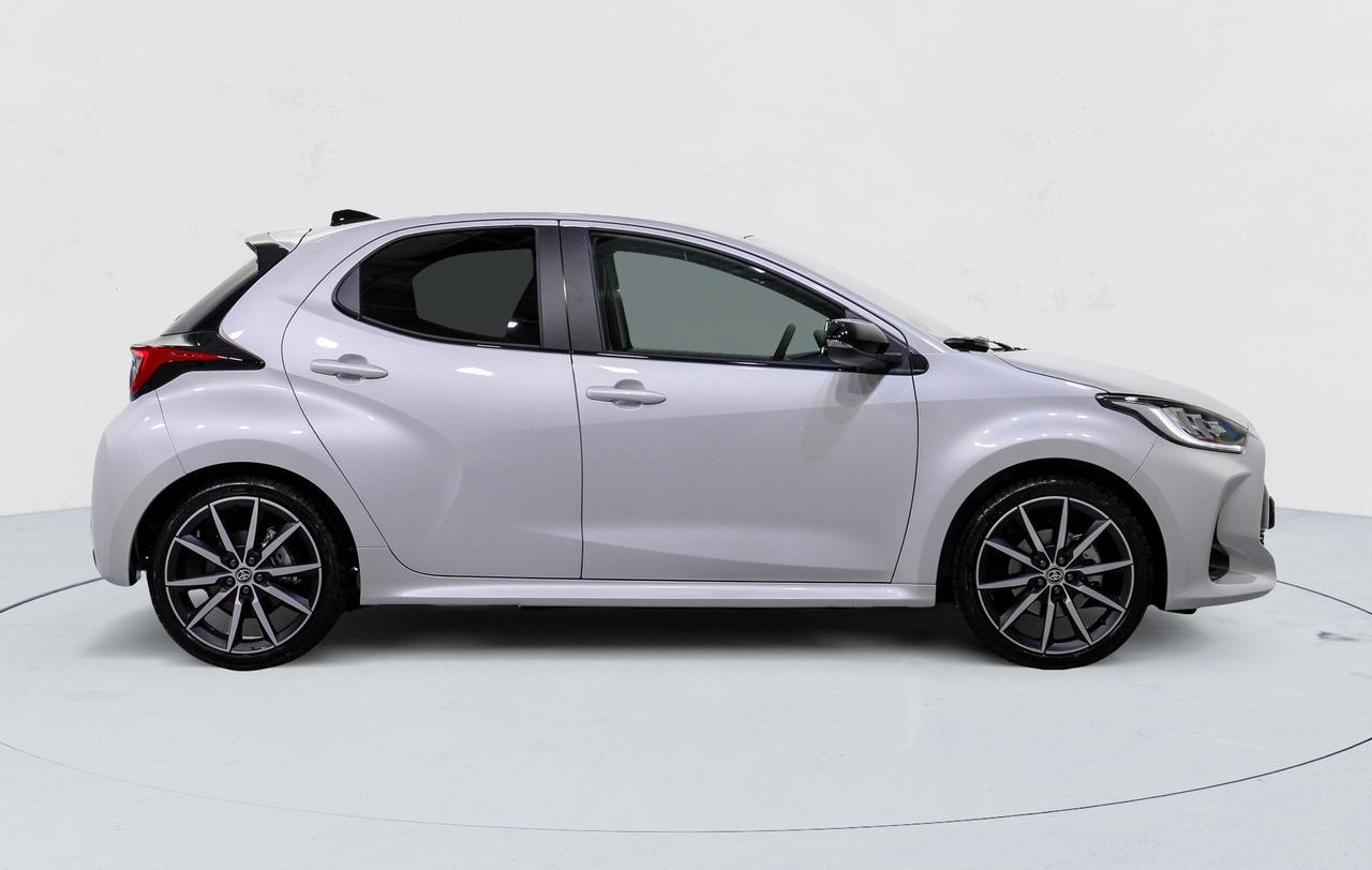 Toyota Yaris 4 — photo 6