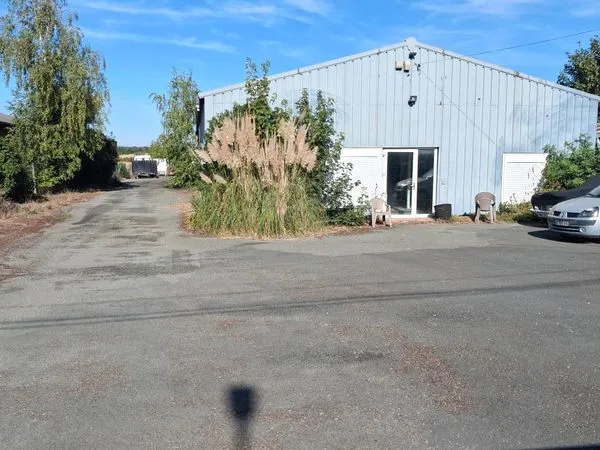 Commerce Vente Puiseaux 7p 170m² 90000€
