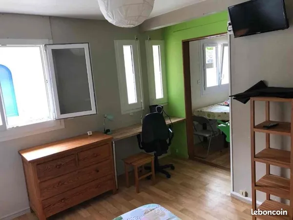 Location meublé studio Dinan centre bail étudiant