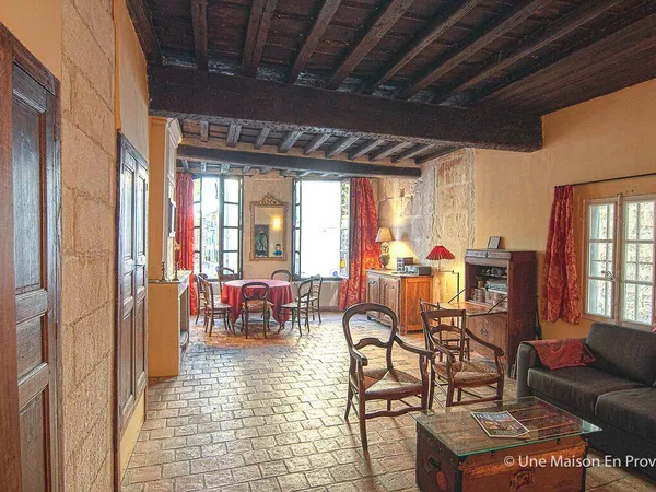 Maison 8 pièces 165 m²