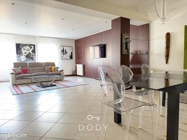 Appartement 4 pièces 109 m²