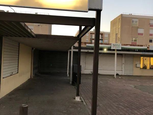 Local commercial louer à 600 par mois