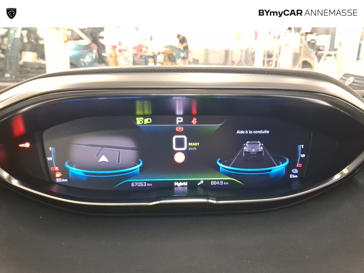 Peugeot 3008 Hybrid 225 e-EAT8 — photo 28