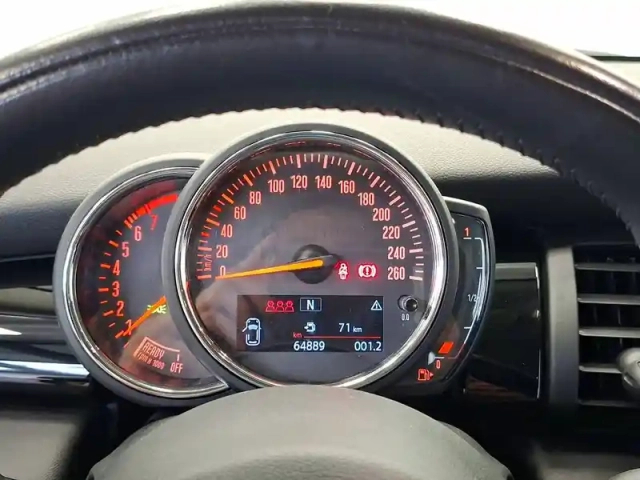 Mini Mini hatch 5 portes cooper 136 ch — photo 21