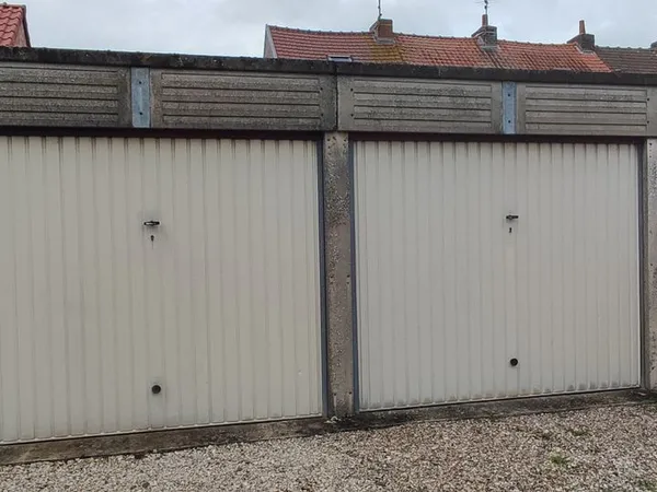 Location garage LA GORGUE