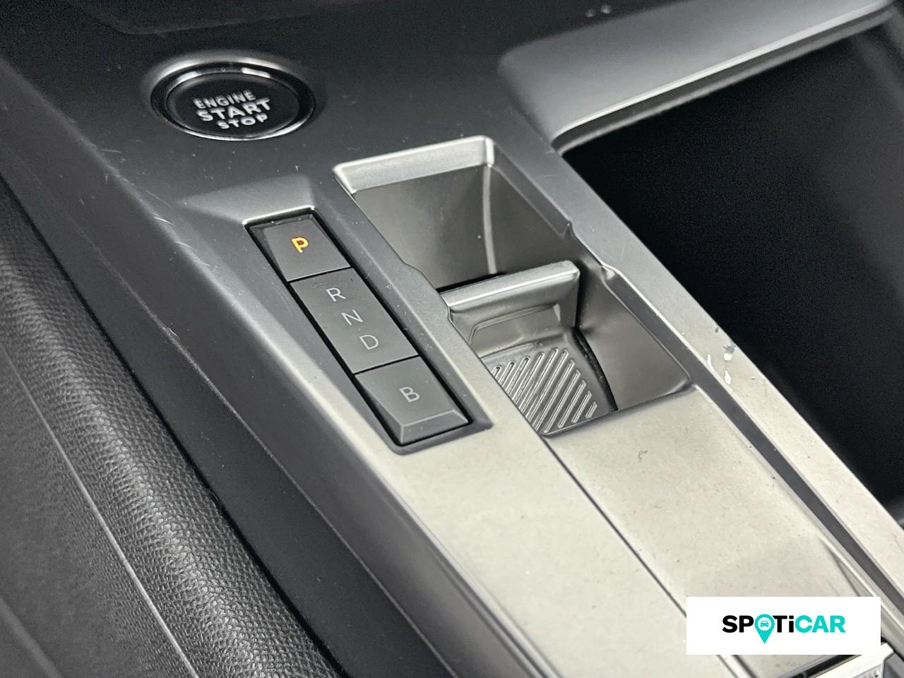 Peugeot 308 phev 180ch active pack e-eat8 — photo 14