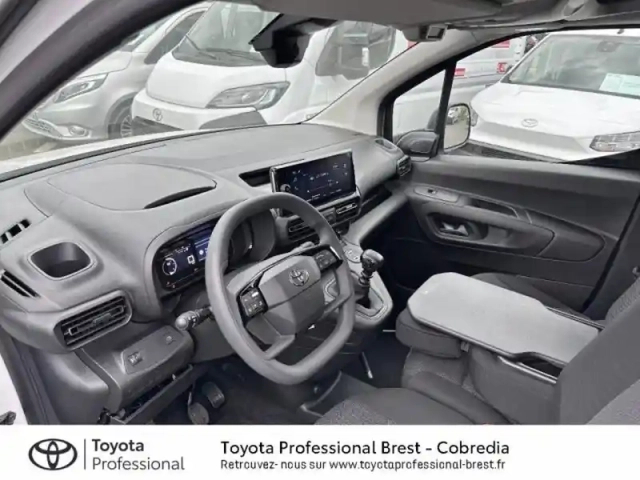 Toyota Proace city long 130 d-4d start mc24 — photo 8