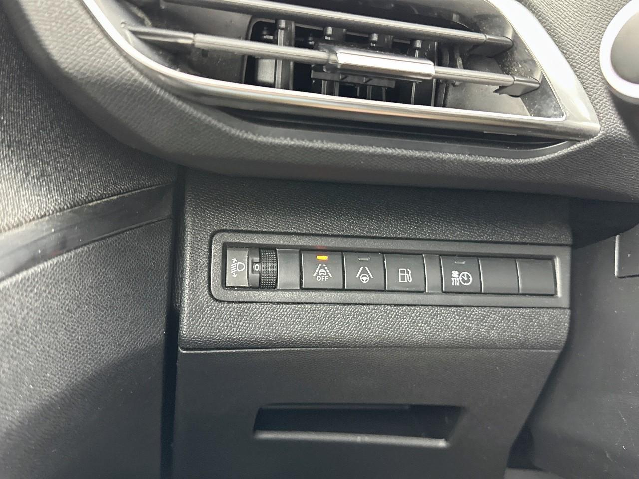 Peugeot 3008 hybrid 225 e-eat8 roadtrip — photo 16
