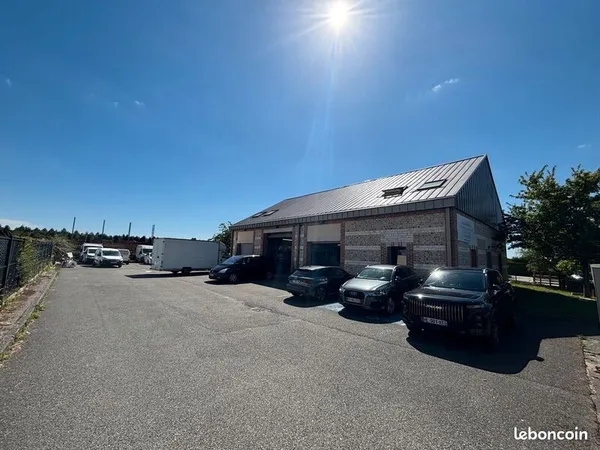 Local d'activité 335 m²