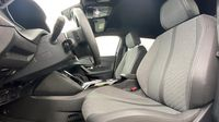 Peugeot 2008 e-2008 156ch 54 kWh Allure — photo 9