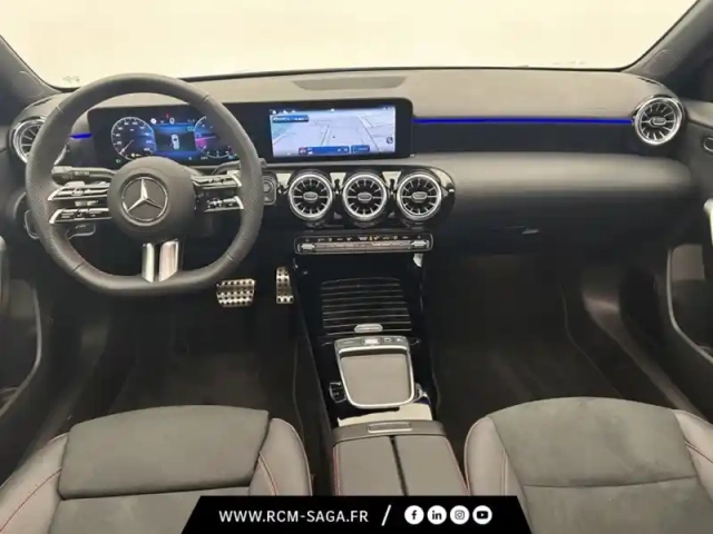 Mercedes Classe A 200 d 150ch amg line 8g-dct — photo 11