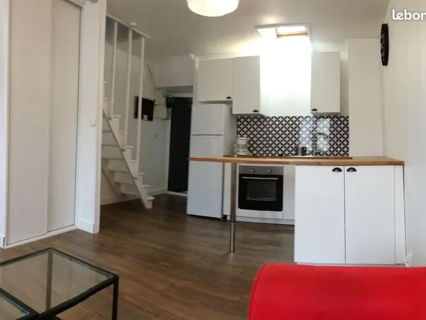 Charmant 2 pieces en duplex en hyper centre