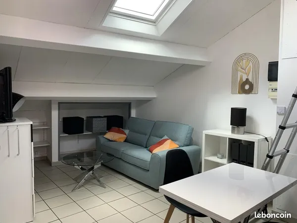Studio 1 pièce 22 m²