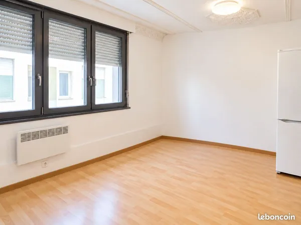 SAINT-OMER • LOCATION NON MEUBLÉE T2 AU RDC - ENVIRON 34 m²