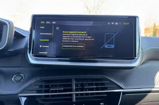 Peugeot 2008 hybrid 136 e-dcs6 — photo 62