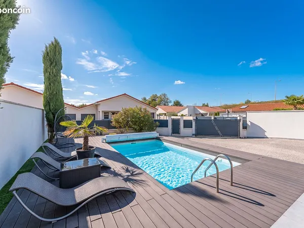 Villa 6 pièces 140 m²