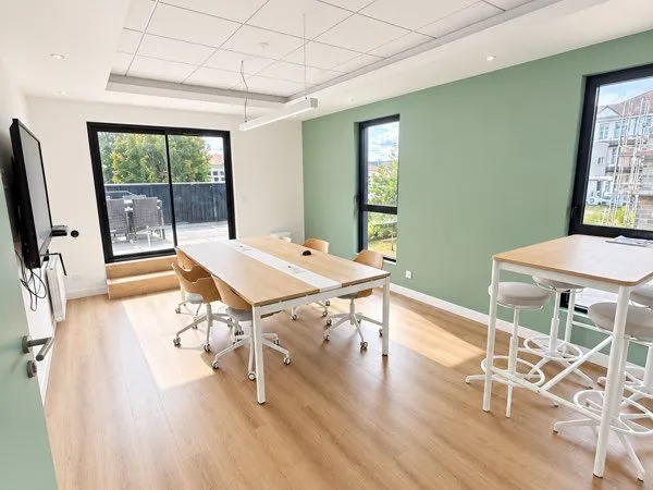 Bureaux 128 m² - bretteville-sur-odon - quartier koenig