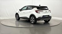 Renault Captur 1.3 TCe mild hybrid 140ch RS Line — photo 8