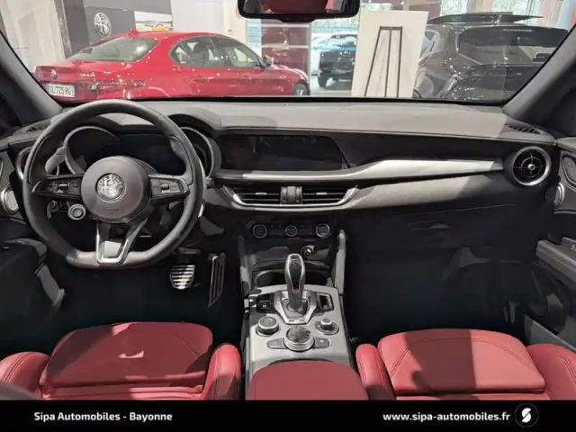Alfa Romeo Stelvio 2.2 160 ch at8 — photo 38