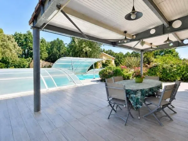 Villa 6 pièces 200 m²