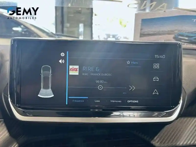 Peugeot 2008 hybrid 110 e-dcs6 — photo 13