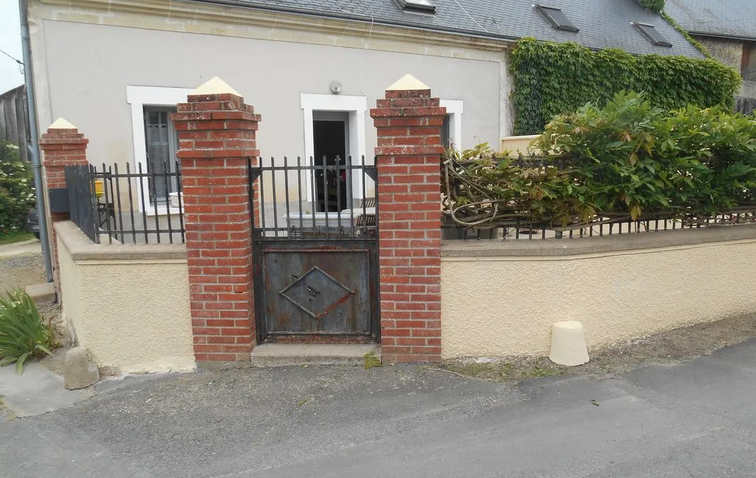 Photo 1
