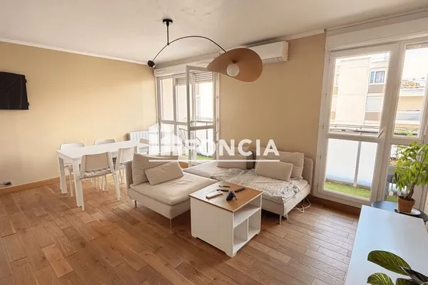 Appartement 4 pièces 81 m²