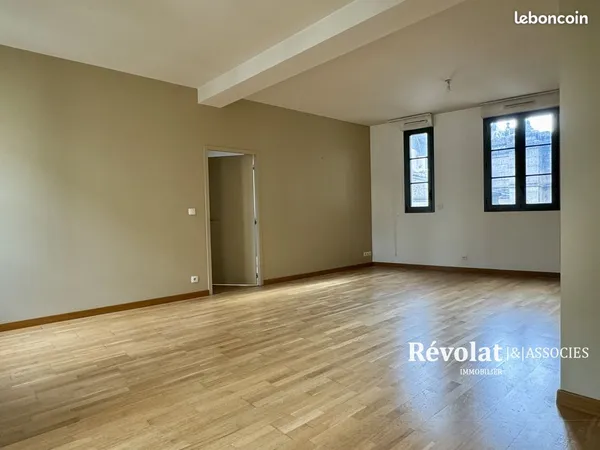 Appartement 3 pièces 81 m²