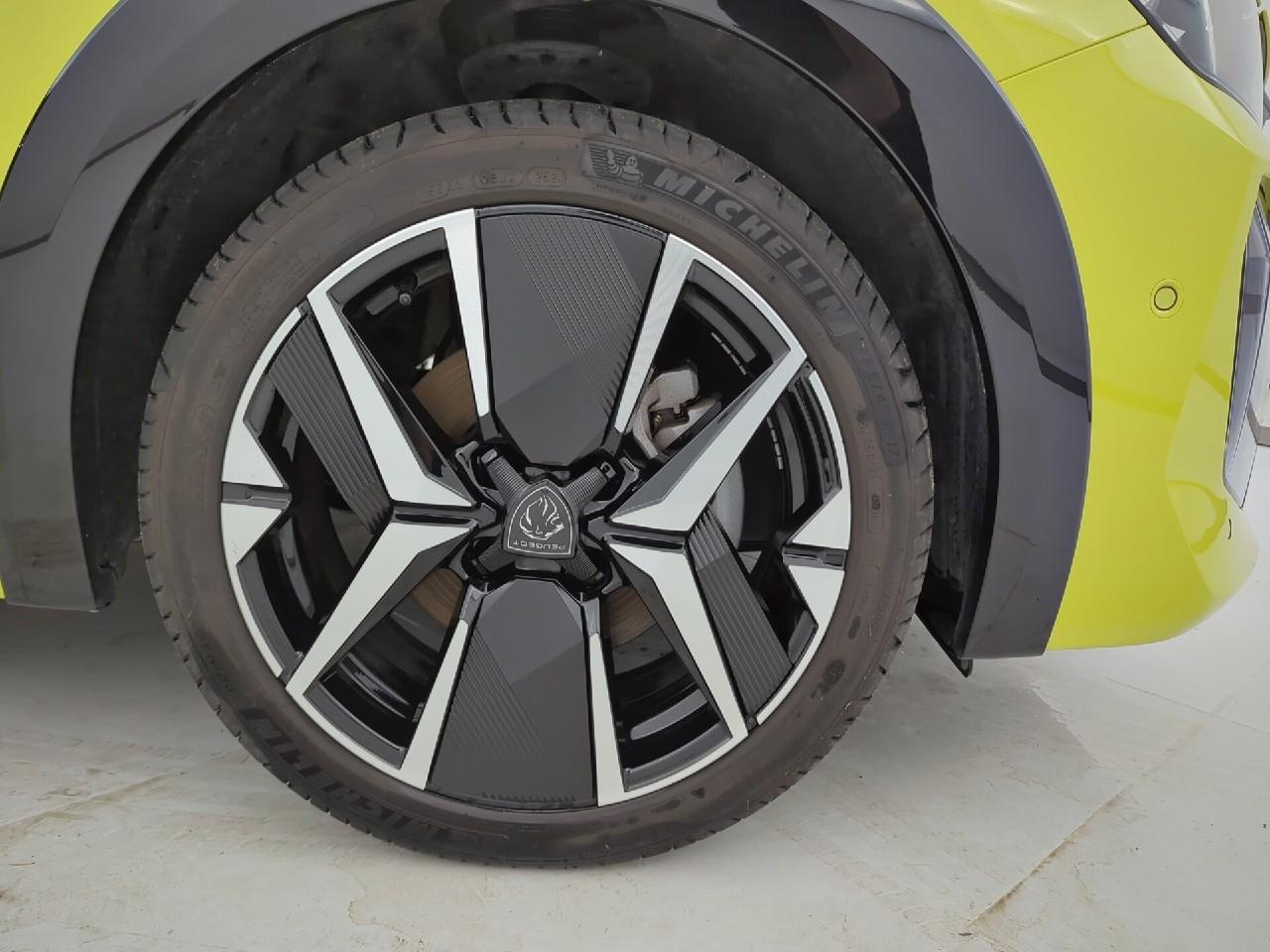 Peugeot 208 puretech 100 s&s bvm6 gt — photo 30