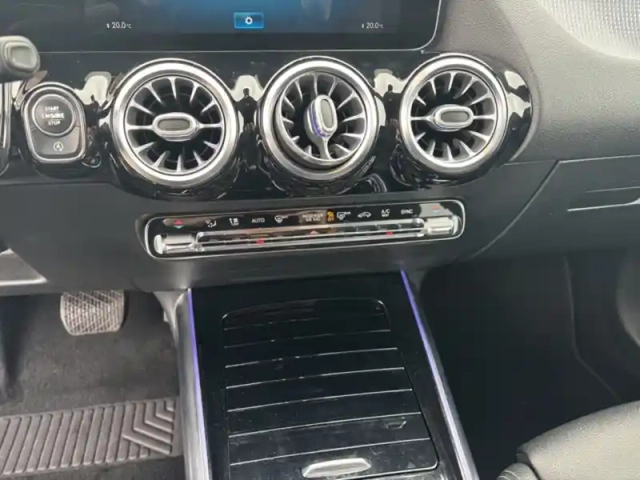 Mercedes Classe B 200 d progressive line edition — photo 16