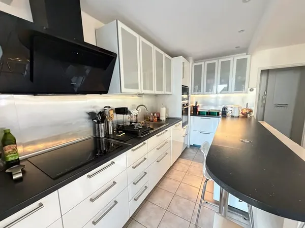 Appartement T3 + 2 parking + cave / RESIDENCE DE STANDING LA PALMERAIE TOULOUSE