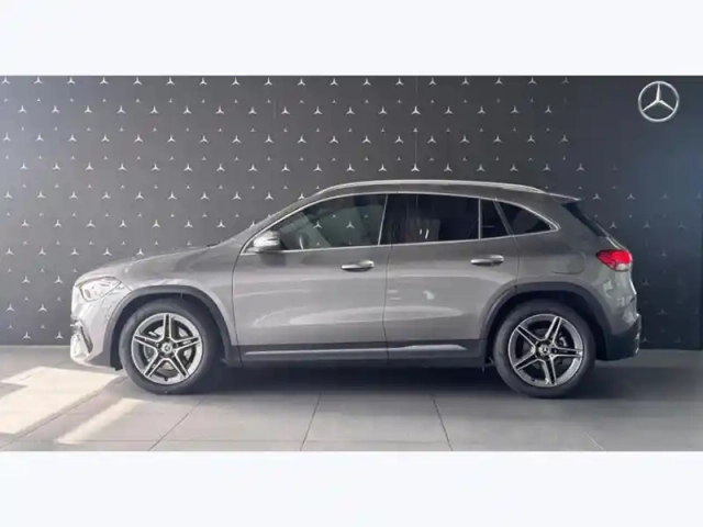 Mercedes Gla 200 d amg line — photo 25