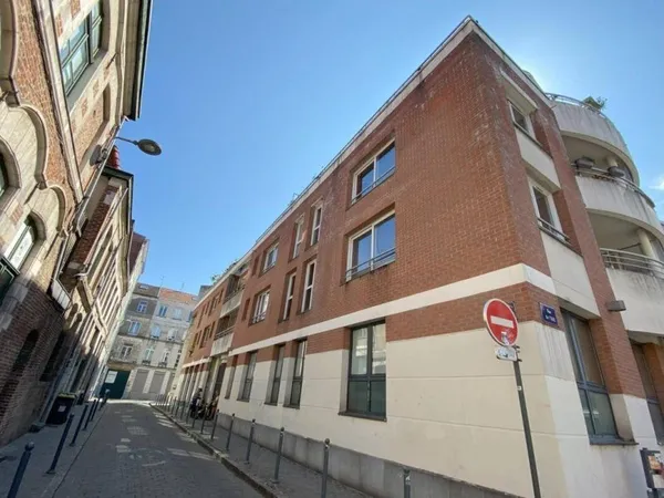 Bureaux 238 m²