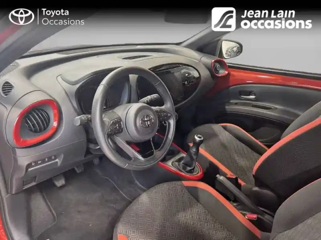 Toyota Aygo X 1.0 vvt-i 72 — photo 11
